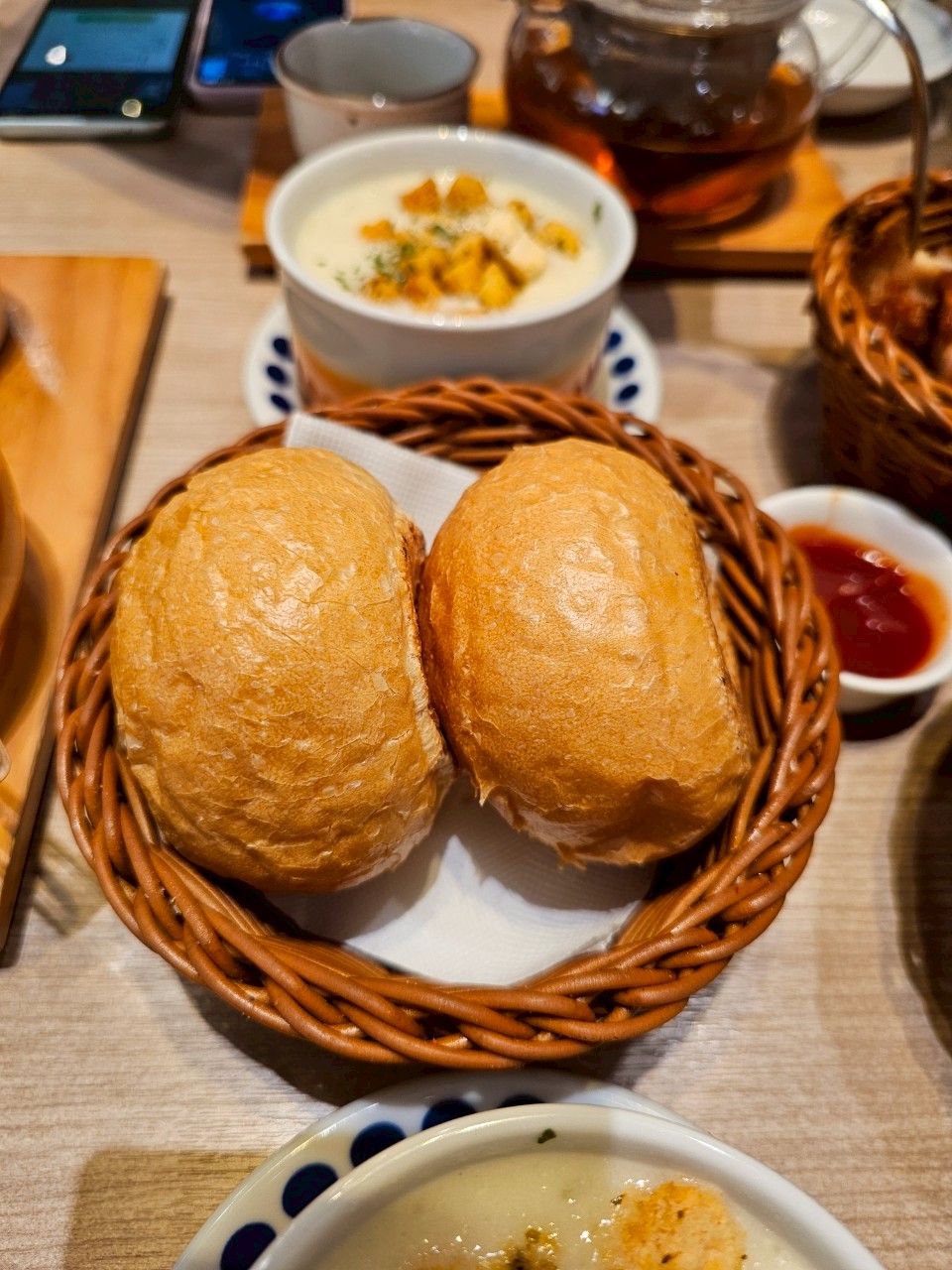 附餐麵包
